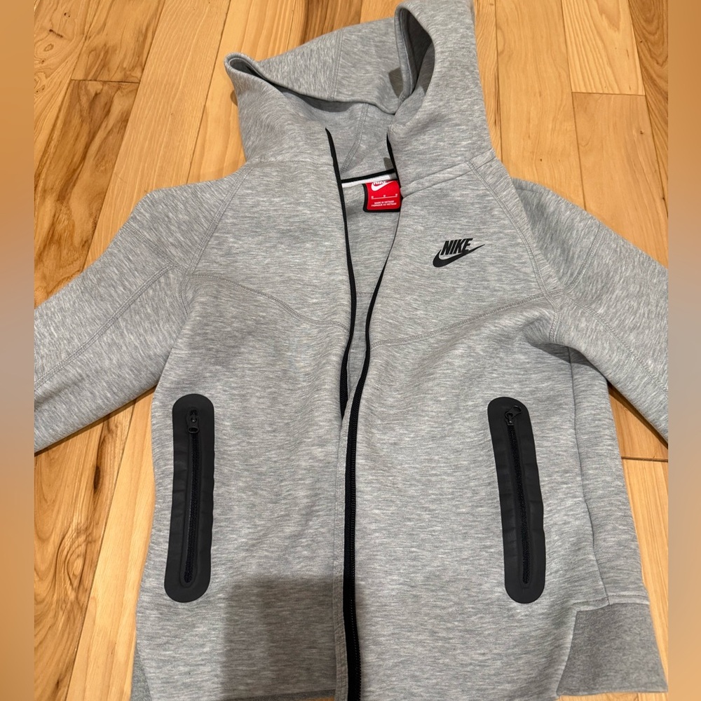 Nike Heather Gray Full-Zip Hoodie